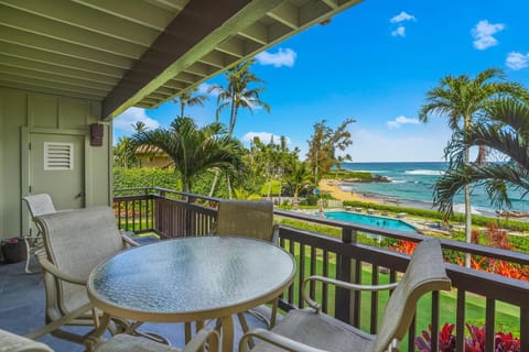 Oceanfront Escape with Lush Garden Access at Lae Nani 122 House in Wailua