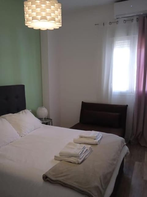 Apartamento céntrico con terraza y parking Apartment in Huelva