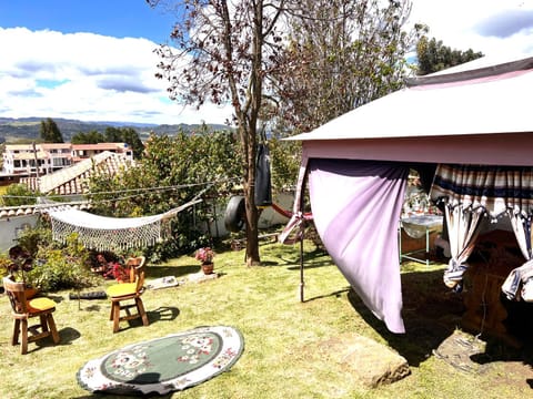 Garden, Dining area