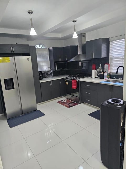 Kitchen or kitchenette, oven, pet friendly, stove, toaster