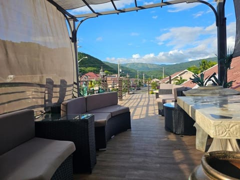 Patio, Natural landscape, Balcony/Terrace, Mountain view