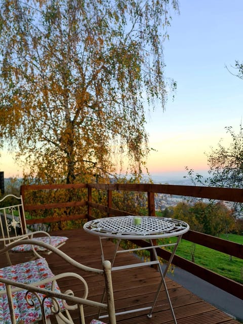 Natural landscape, View (from property/room), Balcony/Terrace