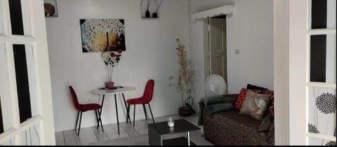 Cosy Uptown Apartments 6 Minutes to the City Centre Apartamento in Port of Spain Corporation