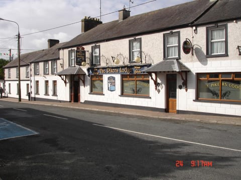 The Pikers Lodge Hotel in Longford