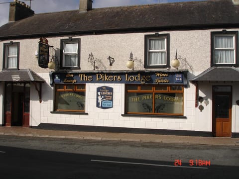 The Pikers Lodge Hotel in Longford