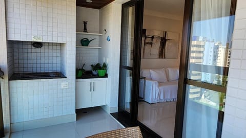 Apartamento de 3 Suítes Perto da Praia com Vista ao Mar na Riviera Apartment in Bertioga