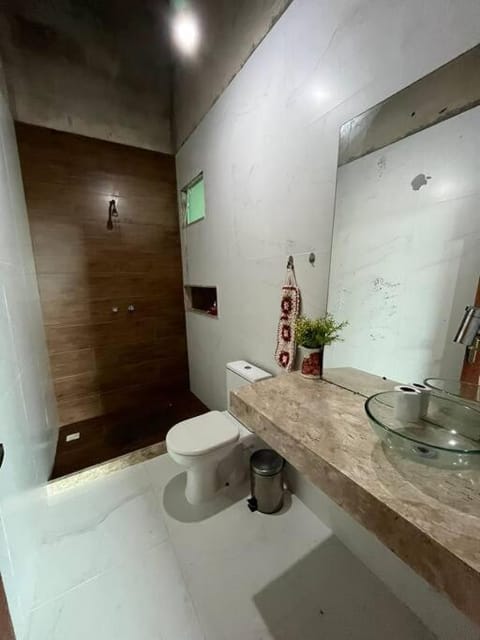 Linda casa em Búzios com 04 quartos, piscina, hidro e área gourmet House in Armacao dos Buzios