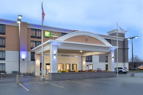 Holiday Inn Express Rochester-Greece Hotel in Rochester