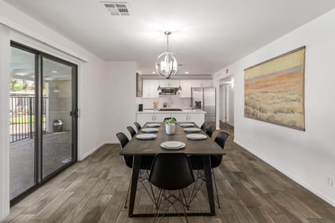 NEW Modern Tempe Home with Pool 4bd 2ba House in Tempe