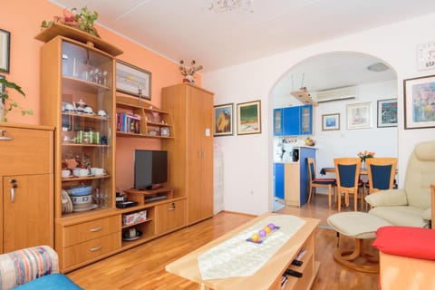 TV and multimedia, Living room