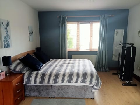 Clonakilty bedroom with private entrance and parking Urlaubsunterkunft in Clonakilty