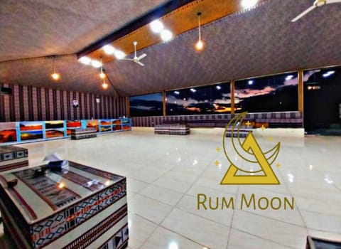 Rum Moon Bubbles Luxury Camp Hotel in Eilat