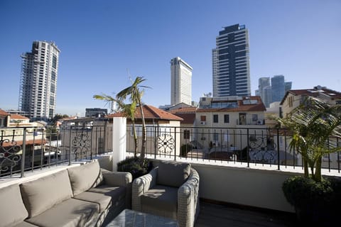 Day, Balcony/Terrace, City view