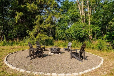 Unique Fully Restored Landmark Barn in Hudson Maison in Claverack