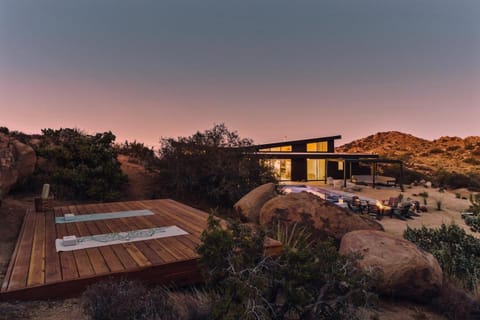 Whistling Rock A Luxury Joshua Tree Experience House in Yucca Valley