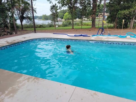 Pool view, Swimming pool