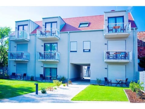 Property building, Garden, Garden view