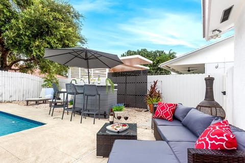 Patio, Seating area, Pool view, minibar, sunbed