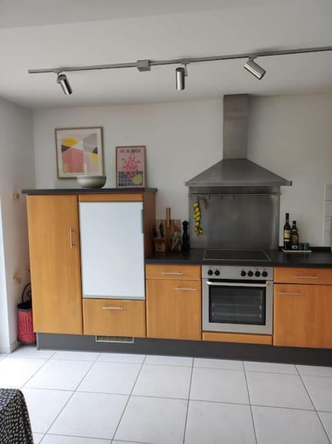 Kitchen or kitchenette, oven, stove