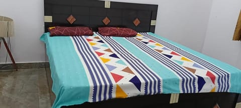 Single room set Campground/ 
RV Resort in Gurugram