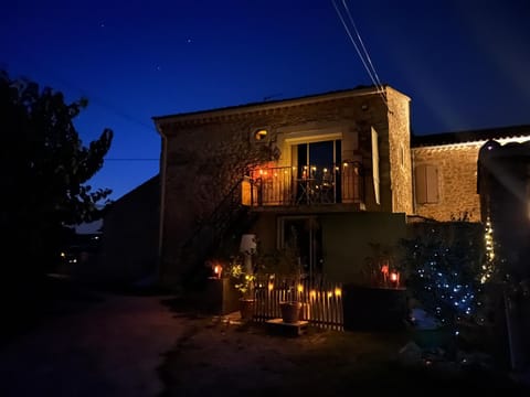 GITE de Rose sous les étoiles Casa in Pont-Saint-Esprit