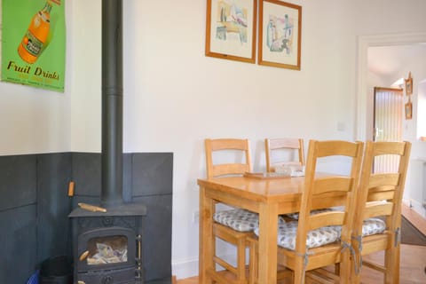 Apple Cottage House in Teignbridge