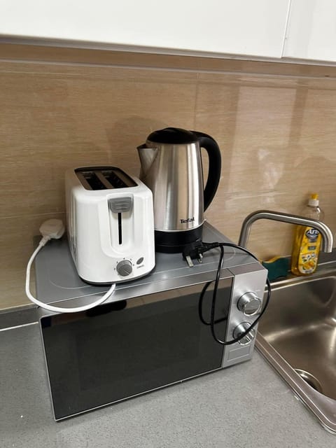 Coffee/tea facilities, Kitchen or kitchenette, toaster