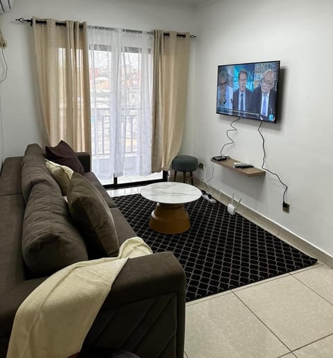 Communal lounge/ TV room, TV and multimedia, Living room, Seating area