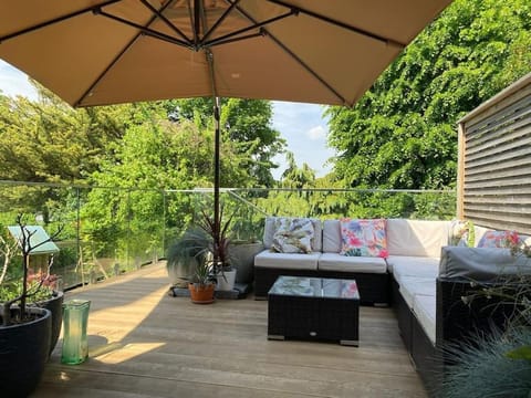 Garden, View (from property/room), Balcony/Terrace, Seating area