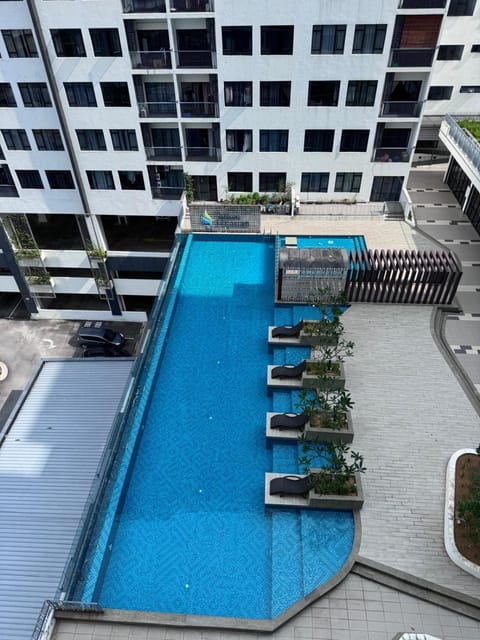 Balcony/Terrace, Swimming pool