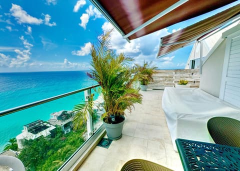 Sapphire Penthouse Apartment in Sint Maarten