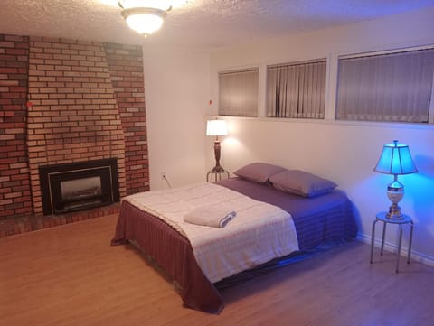 Cheap Room in Metro Vancouver Casa vacanze in Coquitlam