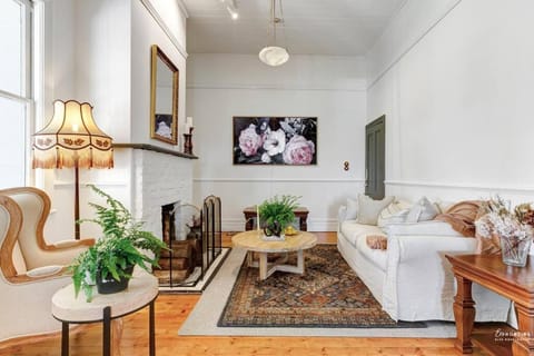 Norwood Arthouse 7 Bedroom 7 Bathroom House in Blackheath