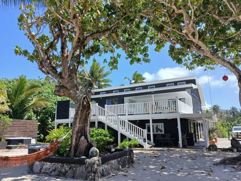 Coastal Retreat Holiday Home House in Cook Islands