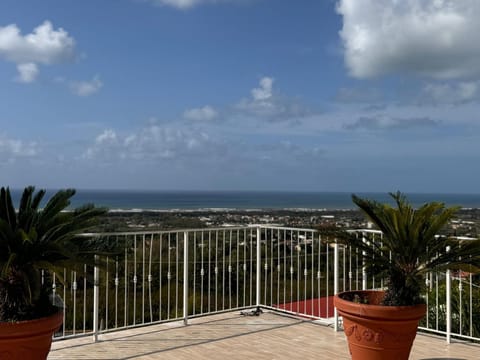 Natural landscape, View (from property/room), Balcony/Terrace, Sea view