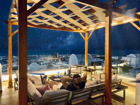 Patio, Night, Natural landscape, View (from property/room), Balcony/Terrace, Seating area, Sea view