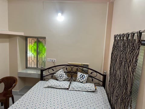 Anandi Home stay Vacation rental in Kolkata