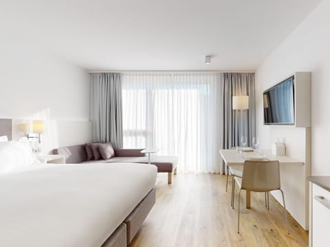 Living room, Dining area, Bedroom