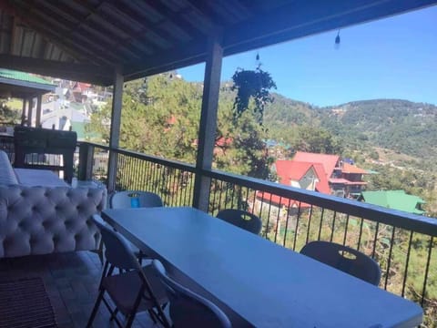 Escape Cabin at Baguio House in Cordillera Administrative Region