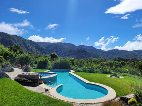 Garden, Hot Tub, Mountain view, Swimming pool