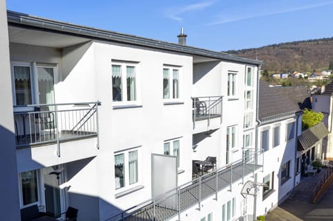 Property building, Balcony/Terrace