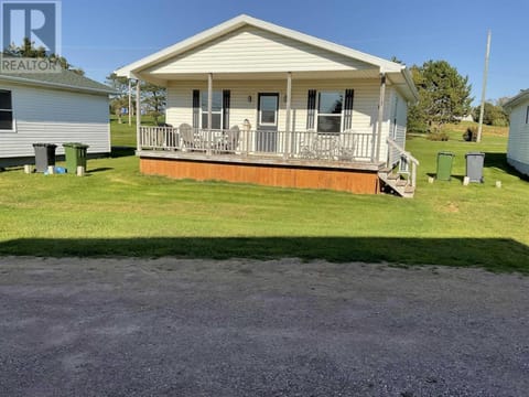 Stanhope Chalets #1 - West Point Lighthouse Chalet in Prince Edward Island