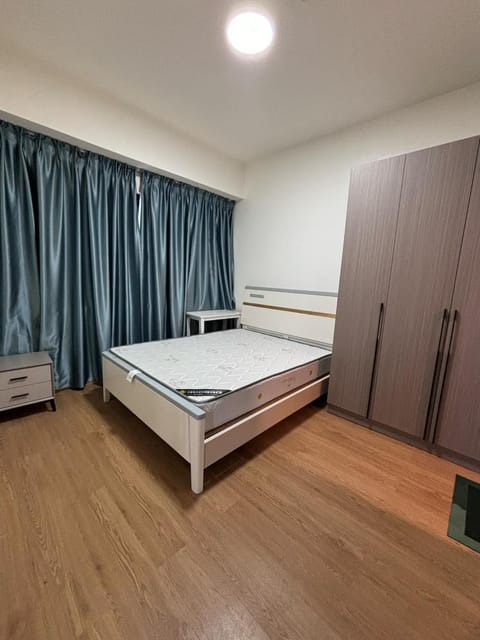 Sunny Place Condo Unit 2 BR Paranaque Near Airport, MOA, Okada Hotel in Pasay