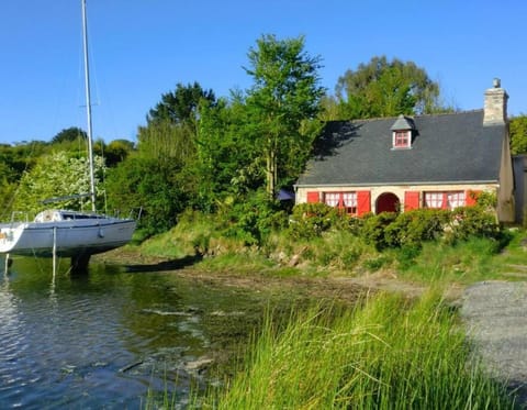 maison 4 personnes face à la mer Apartment in Plouguerneau