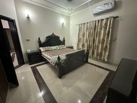 2 bedrooms private lower portion Lahore Apartment in Lahore