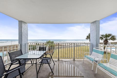 Balcony/Terrace, Seating area, Beach