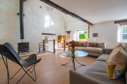 Stable Cottage at Poxwell Manor House in West Dorset District