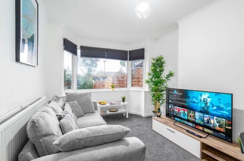 TV and multimedia, Living room, Seating area