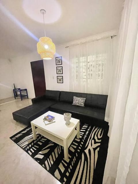 Peace n Rest Place 10Min Airport Apartment in Santo Domingo Este