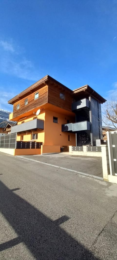 Property building, Day